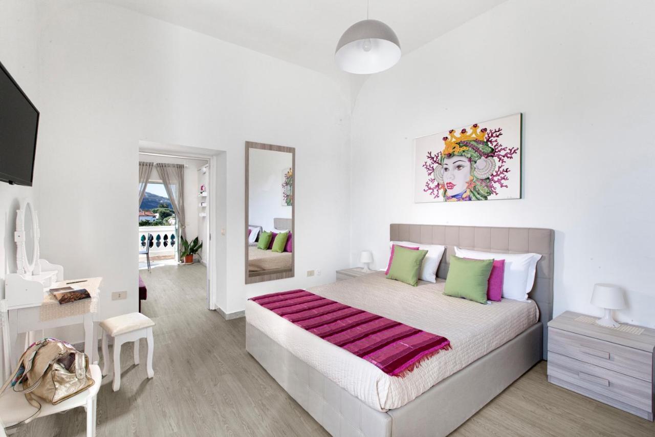 Estate4Home - Villa Lina سانتّانييلّو المظهر الخارجي الصورة